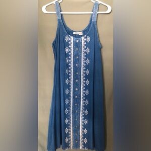 Raya Sun Dress Blue with White Embroidery
~ L ~ NWOT